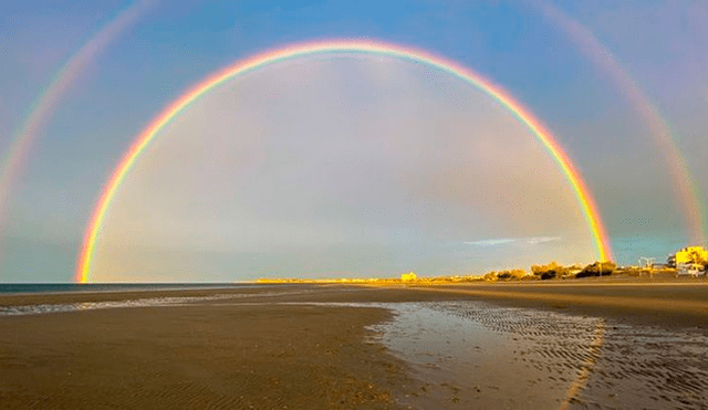 Un  doble arcoíris apareció la tarde del 24 de mayo en Puerto Madryn, Patagonia argentina.