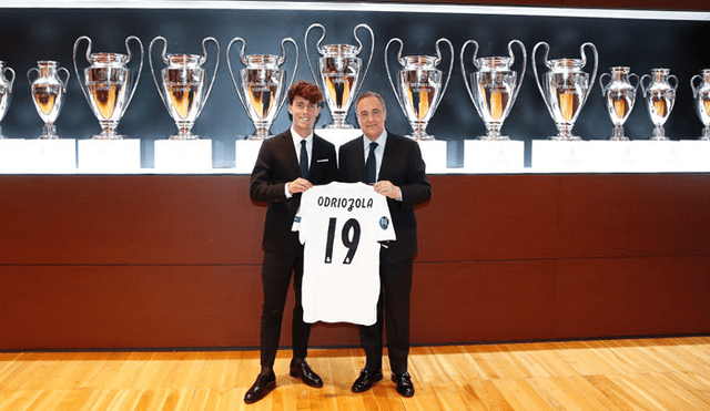 Real Madrid presentó a Odriozola, su nuevo fichaje para la temporada 2018-19