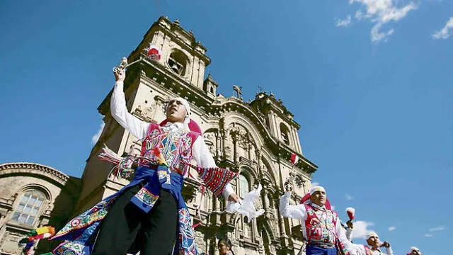 Lanzan aplicación móvil con toda la programación de las fiestas de Cusco