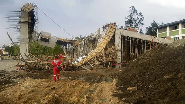 Techo de complejo turístico Baños del Inca se desploma y deja nueve heridos 