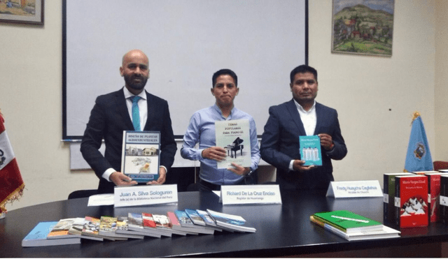 BNP dona libros en Ayacucho