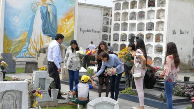 Ciudadanos recorrerán ruta turística en cementerio de Trujillo