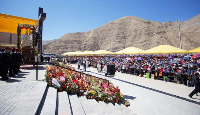 Arequipa: Miles de personas visitaron en su día a la Virgen de Chapi [FOTOS]