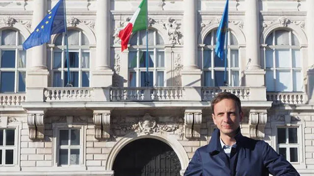 Italia: dirigente 'antivacunas' fue hospitalizado por contraer varicela