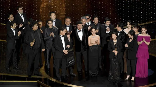 Parasite se llevó cuatro premios Oscar, incluyendo el de Mejor Película. Foto: AFP