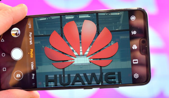 Huawei también ha sido prohibido de participar en licitaciones de banda 5G en Reino Unido. Foto: composición La República / AFP