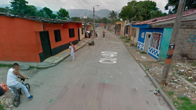 Desliza las imágenes para ver la increíble escena descubierta en Google Maps por un joven youtuber. Foto: Google Maps.