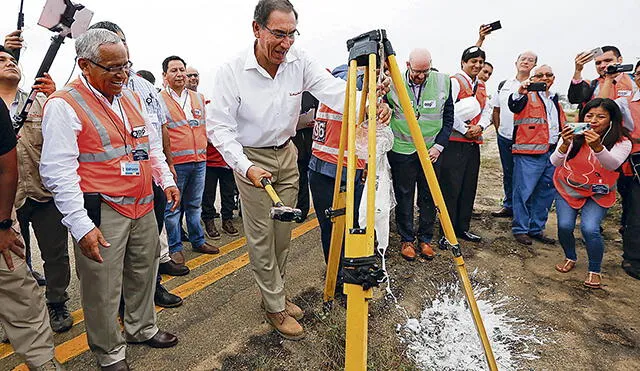 Vizcarra reconoce deficiencias en la reconstrucción