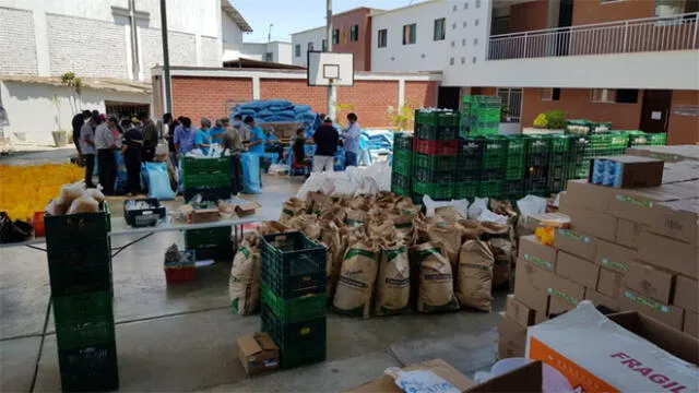 Parroquias se unen y donan 4 mil canastas a familias de bajos recursos en Lurín [VIDEO]