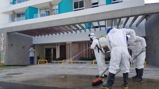 Municipalidad asegura que realiza labores de limpieza tanto en la madrugada como en el día. (Foto: GLR - URPI)