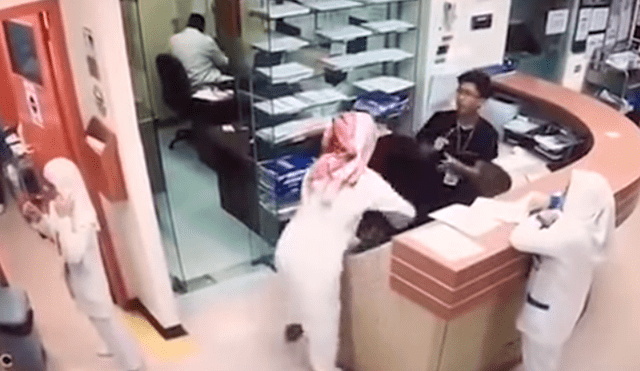 YouTube: paciente apuñala a enfermero porque no le dio sus medicamentos