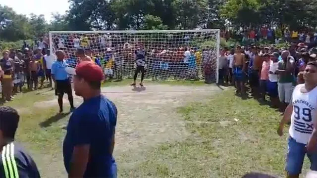 Facebook Viral: Los penales en este partido generaron un inesperado final en Favela [VIDEO]