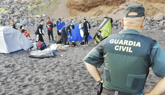 62 personas que se encontraban acampando en las playas. Foto: Área de Seguridad de La Orotava.