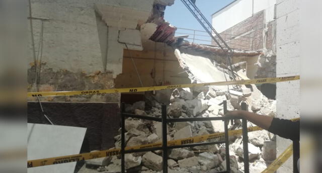 Arequipa: padres de colegio dañado se enfrentan a Cultura por retiro de escombros [VIDEO]