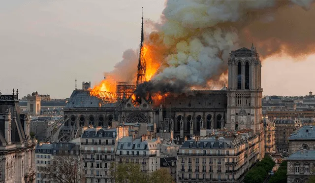 Bernard Arnault donará 200 millones de euros para reconstruir la catedral de Notre Dame. Créditos: AFP