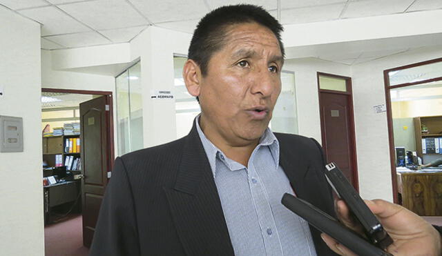 Sutep pide sanción para director de Ugel Cusco