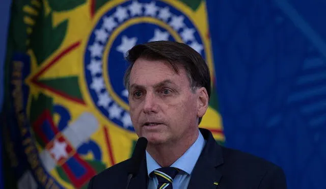 Jair Bolsonaro, presidente de Brasil, en conferencia de prensa sobre medidas ante COVID-19. Foto: AFP.