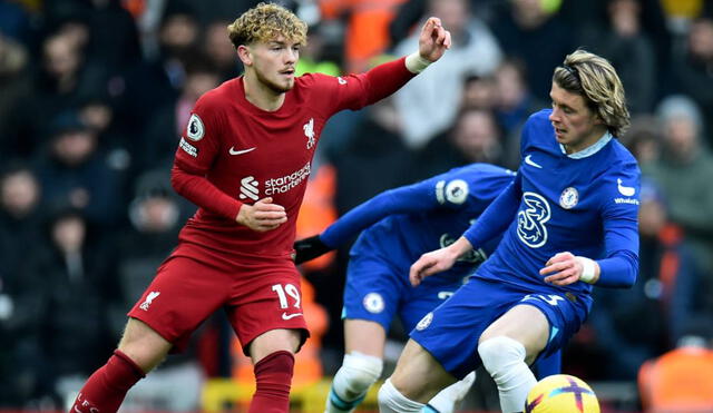 Reds y blues protagonizaron un partidazo en Anfield por la fecha 21 de la Premier League. Foto: EFE