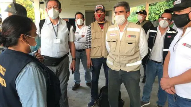 El ministro Alejandro Neyra se reunió con líderes indígenas por enfrentamiento en Bretaña, Loreto. Foto: Gobierno.