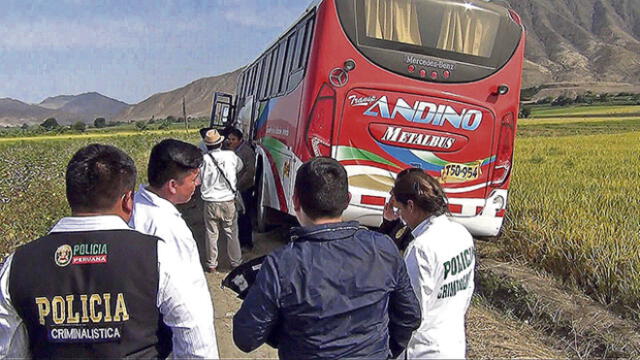 Asesinan a profesor en violento asalto a bus en el valle de Santa