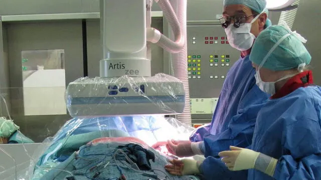 Se trata del paciente más pequeño sometido a una cirugía cardiovascular compleja. Foto: referencial