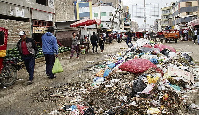 La acumulación de basura siempre ha sido un problema constante en José Leonardo Ortiz. Foto: archivo/La República