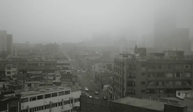 Lima Oeste amaneció con neblina. Foto: Andina