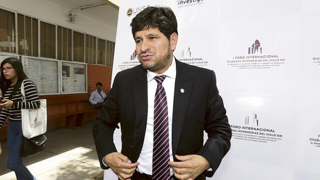 Rohel Sánchez se mostró en contra de la ley recientemente aprobada por el Congreso. Foto: La República