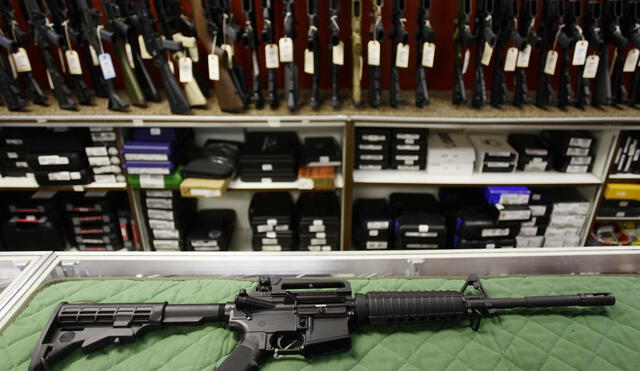 Según el FBI, en 2020 se vendieron 40 millones de armas en Estados Unidos. Foto: AFP