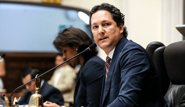 El exlegislador Daniel Salaverry asumió hace poco la presidencia del directorio de Perupetro. Foto: Congreso