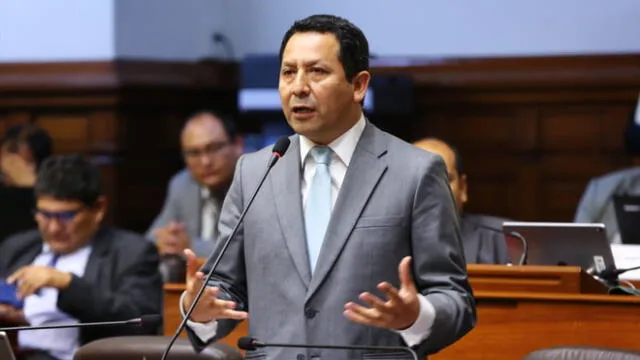 Clemente Flores fue acusado constitucionalmente por el Ministerio Público en el marco del caso Los temerarios del crimen. Foto: Congreso