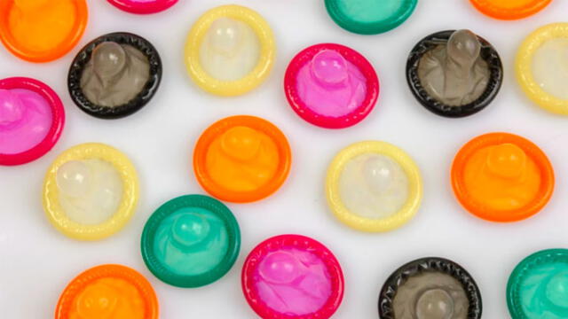Una encuesta hecha por AHF Perú acerca del uso del preservativo por las/os peruanos/as indica que el 85,1% de hombres y el 91,6% de mujeres no lo usa en sus relaciones sexuales. Foto: difusión