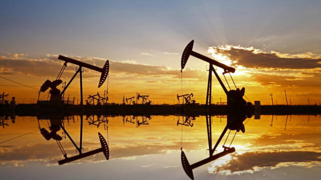 Miembros de la OPEP acordaron el martes elevar ligeramente la producción de crudo. Fuente: Difusión