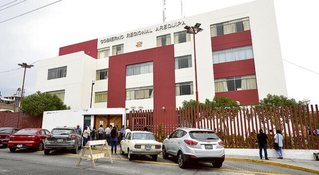 Gobierno Regional de Arequipa, por el momento, administrativamente se encuentra a cargo del gerente general Jorge Sullca. Foto: Archivo La República