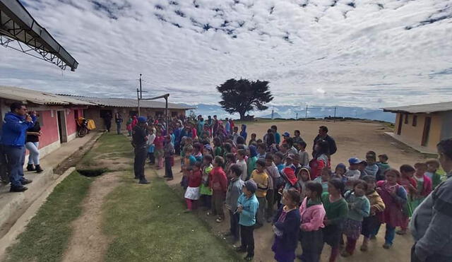 Escuelas habilitadas deben asegurar condiciones de bioseguridad y la conformidad de la comunidad educativa para ser consideradas aptas. Foto: difusión