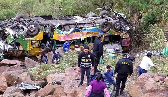 Cusco. Trágico accidente de tránsito registrado en la carretera Interoceánica. Foto: PNP
