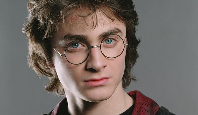 Daniel Radcliffe saltó a la fama por su interpretación de Harry Potter en el popular universo de J.K. Rowling. (Foto: Warner Bros)