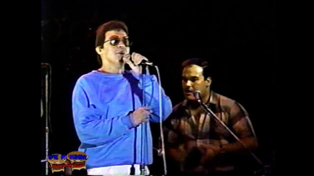 En 1986, el 'Cantante de los cantantes' deleitó con su voz a miles de peruanos durante seis noches seguidas. Foto: captura de YouTube