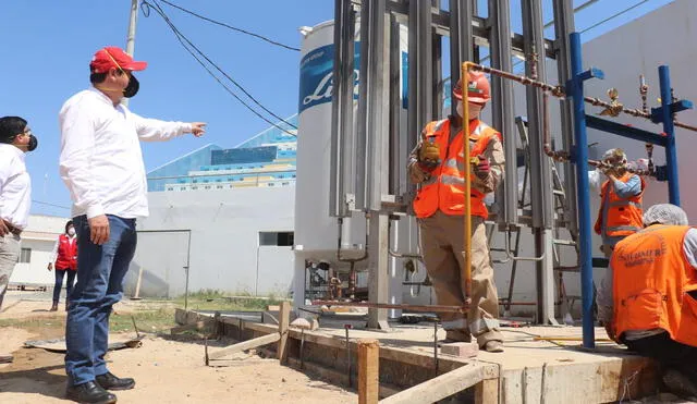 Gobernador Servando García inauguró planta de oxígeno. Foto: Gore Piura