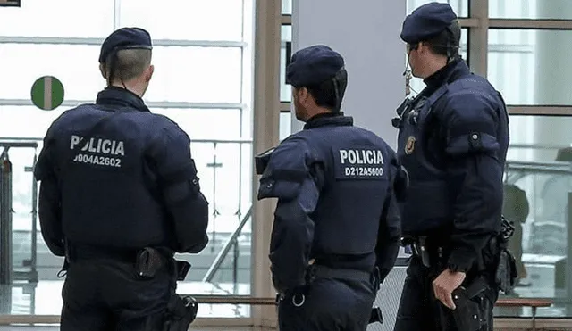 El detenido, calificado por Interpol como “propenso a la evasión”, ya ha sido puesto a disposición judicial. Foto: AFP