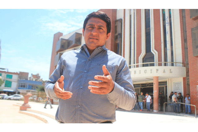 El alcalde Wilder Guevara es nuevamente denunciados por irregularidades. Foto: Clinton Medina