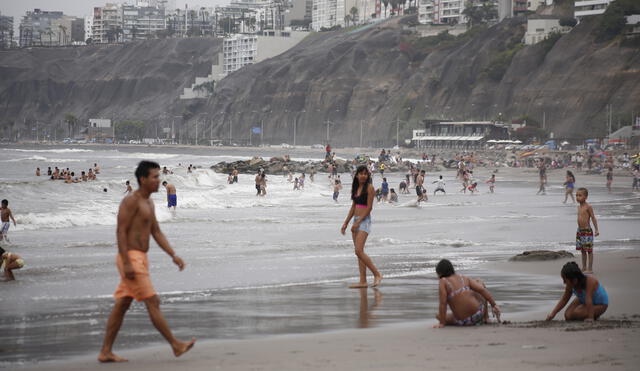 Las playas de la costa limeña suelen ser lugares de gran concentración durante el verano. Foto: Antonio Melgarejo / La República
