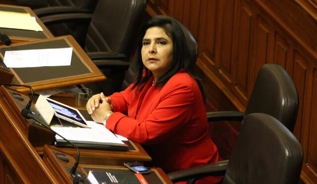 Ana Jara fue congresista y presidenta del Consejo de Ministros del Perú durante el Gobierno de Ollanta Humala. Foto: La República