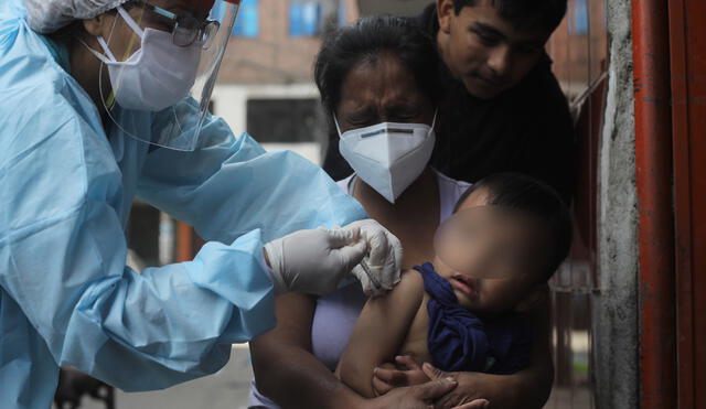 Objetivo de la campaña es ampliar la cobertura de inmunización para menores de 5 años. Foto: Jorge Cerdán / La República