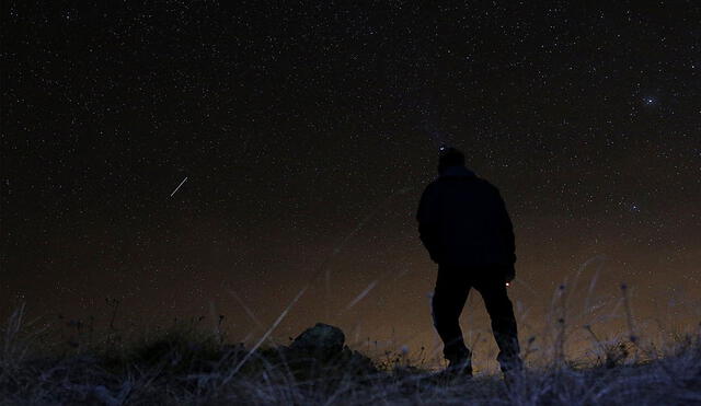 Meteoro gemínida captado en el norte de Italia. Foto: AFP