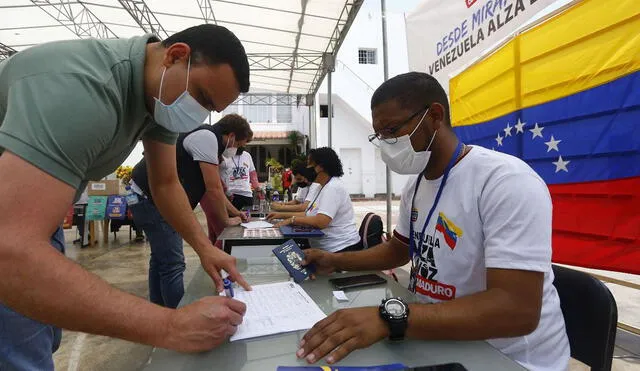 Ciudadanos venezolanos están incluidos en la estrategia de vacunación. Foto: Félix Contreras/La República