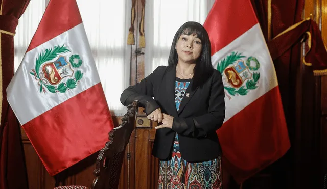 Mirtha Vásquez sostiene que el Estado debe tener un rol vigilante muy fuerte con los privados. Foto: La República