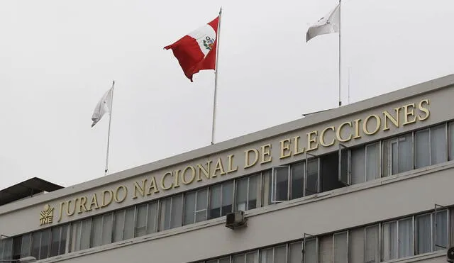 Si el Jurado Nacional de Elecciones falla a favor del APRA se sentará un precedente respecto a las otras listas puedan seguir en carrera. Foto: Andina