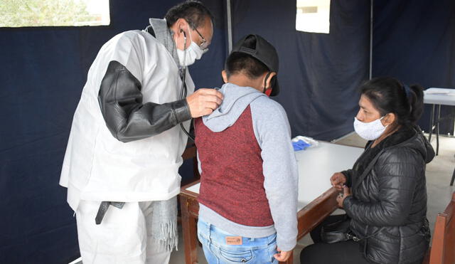 Gerente aseguró que se pondrá en funcionamiento consultorio en Pacora para atención de los menores afectados por arsénico. Foto: Geresa