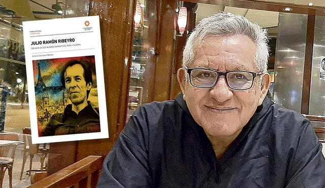 Antonio González y su libro 'Julio Ramón Ribeyro'. Foto: difusión